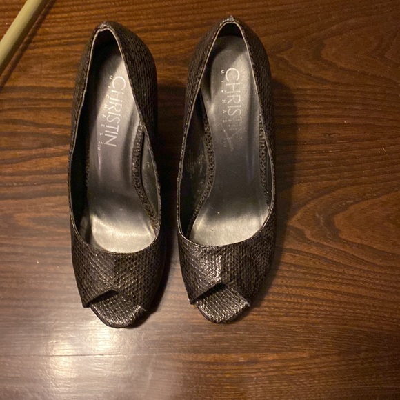 Christin Michaels Wedge Size 6 1/2 - Picture 3 of 8